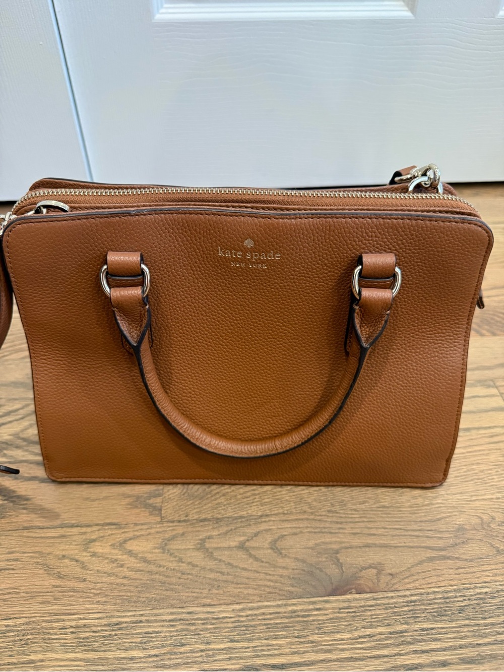 Kate Spade Purse - Picture 2 of 10